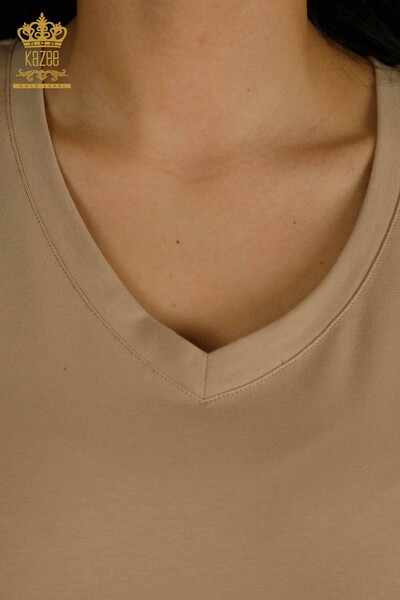 Женская блузка с V-образным вырезом оптом, бежевая - 79564 | КАZEE - Thumbnail (2)