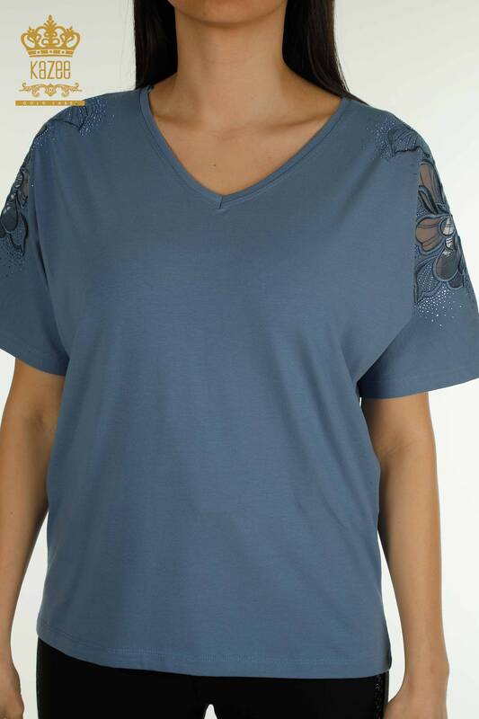 Женская блузка с V-образным вырезом Индиго оптом - 79550 | КАZEE