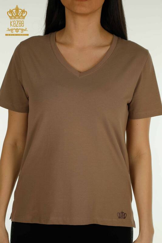 Женская блузка с v-образным вырезом светло-коричневого цвета оптом - 79564 | КАZEE