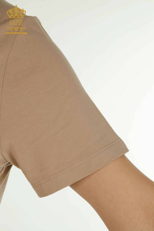 Женская блузка с V-образным вырезом темно-бежевого цвета оптом - 79564 | КАZEE