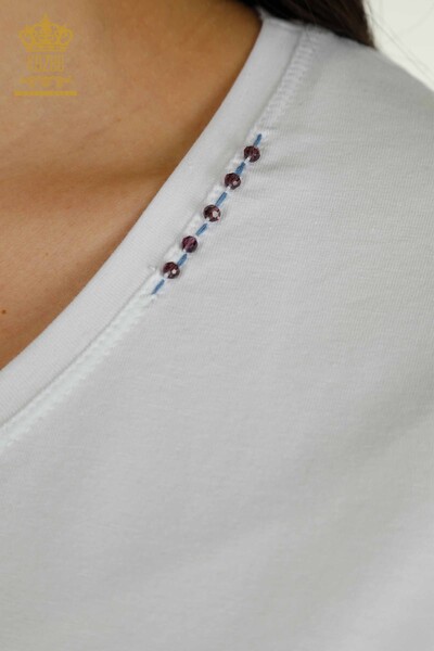 Оптовая женская блузка с красочной цветочной вышивкой белого цвета - 79455 | КАZEE - Thumbnail