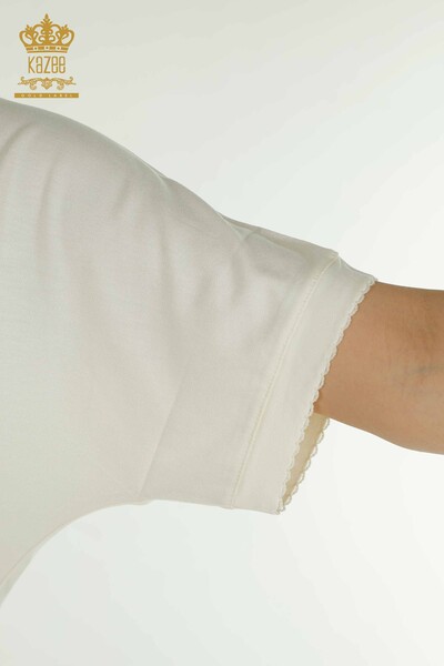 Женская блузка с цветочным узором экрю оптом - 79306 | КАZEE - Thumbnail
