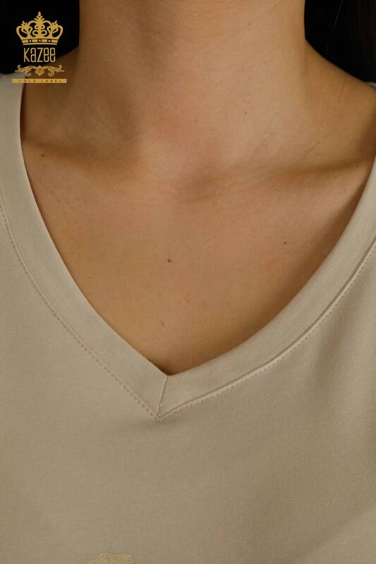 Женская блузка с цветочной вышивкой оптом, бежевая - 79860 | КАZEE