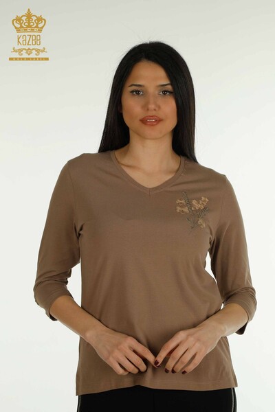Kazee - Женская блузка с цветочной вышивкой оптом, светло-коричневая - 79466 | КАZEE