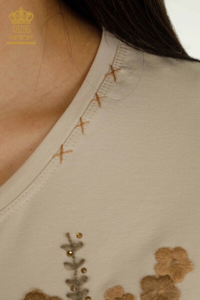 Женская блузка с цветочной вышивкой оптом, светло-бежевая - 79466 | КАZEE - Thumbnail