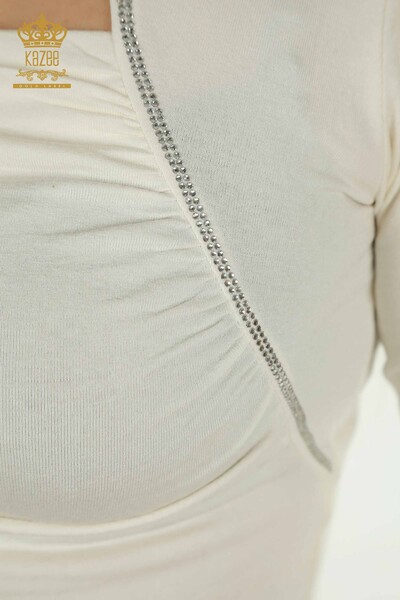 Женская блузка с высоким воротником цвета экрю оптом - 79313 | КАZEE - Thumbnail