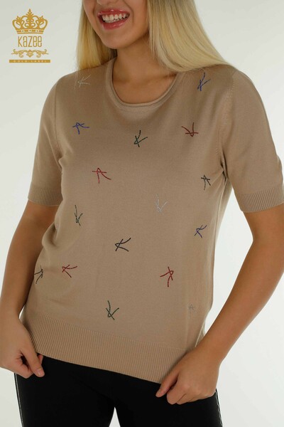 Женский вязаный свитер оптом Американская модель бежевого цвета - 30335 | КАZEE - Thumbnail