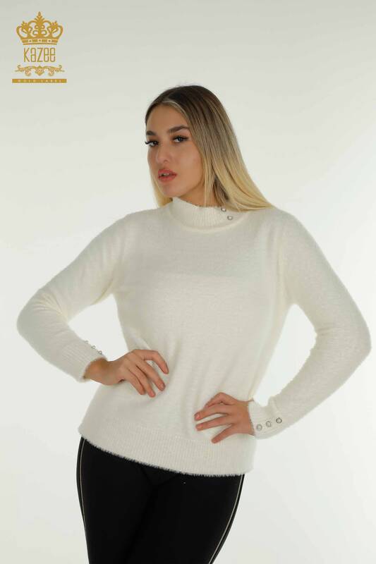 Оптовая продажа женского трикотажного свитера из ангоры на пуговицах цвета экрю - 30667 | КАZEE