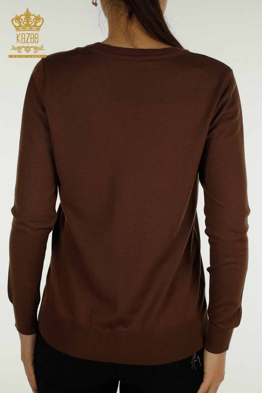 Женский вязаный свитер оптом с базовым логотипом коричневого цвета - 11052 | КАZEE