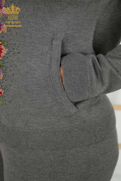 Женский спортивный костюм оптом с цветочным узором, серый - 16658 | КАZЕЕ - Thumbnail