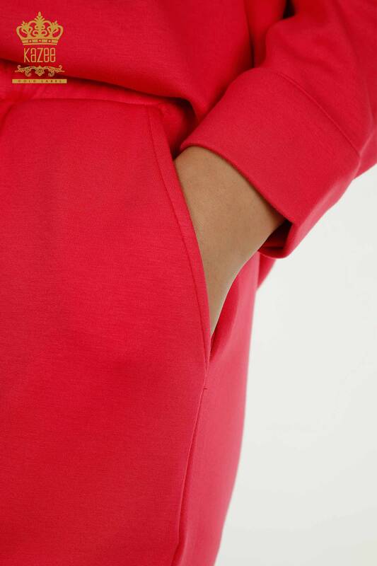 Оптовая продажа женского спортивного костюма с пуговицами цвета фуксии - 17555 | КAZEE