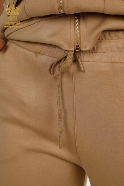 Оптовая продажа комплекта женского спортивного костюма двух цветов норки экрю - 17673 | КАZEE - Thumbnail