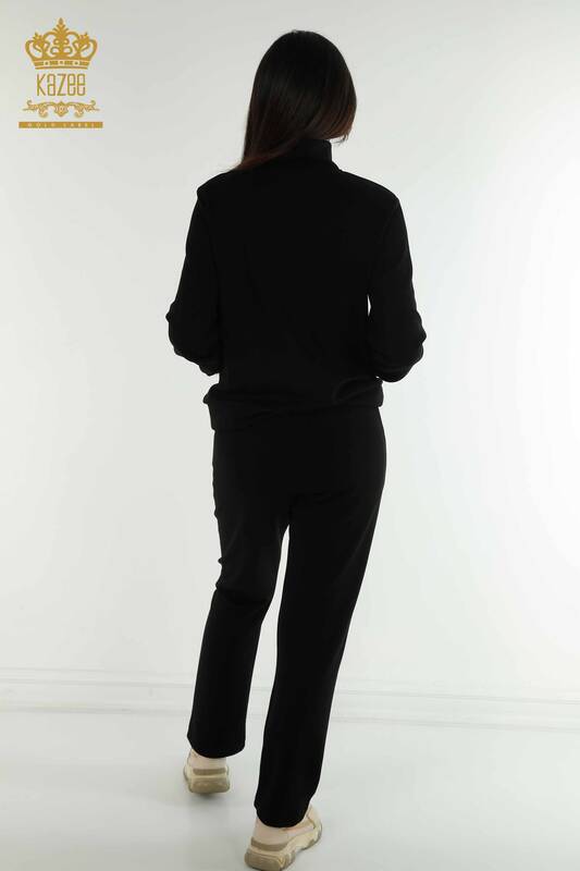 Женский спортивный костюм черного цвета с вышивкой камнями оптом - 17563 | КАZEE