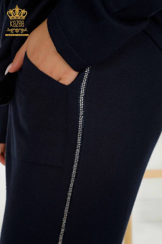 Оптовая продажа женского спортивного костюма темно-синего цвета с леопардовым узором - 16660 | KAZEE