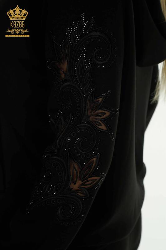 Черный женский спортивный костюм оптом с деталями на рукавах - 17562 | КАZEE