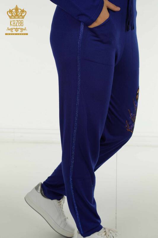 Женский спортивный костюм оптом с вышивкой камнями Электрический цвет - 16662 | КАZEE