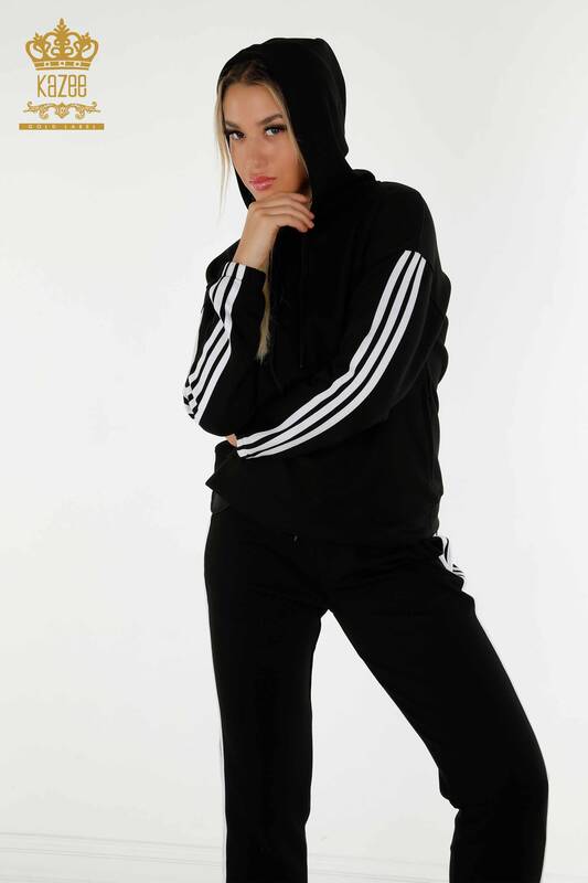 Оптовый женский спортивный костюм в полоску с капюшоном, черно-белый - 17567 | КAZEE