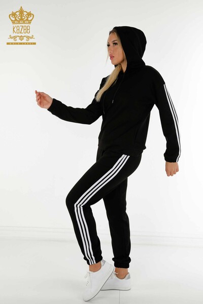 Оптовый женский спортивный костюм в полоску с капюшоном, черно-белый - 17567 | КAZEE - Thumbnail