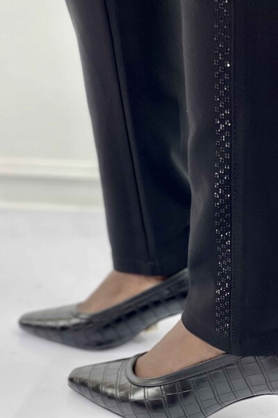 Оптовые женские брюки в полоску с вышивкой из хрусталя - 3336 | КАZЕЕ - Thumbnail