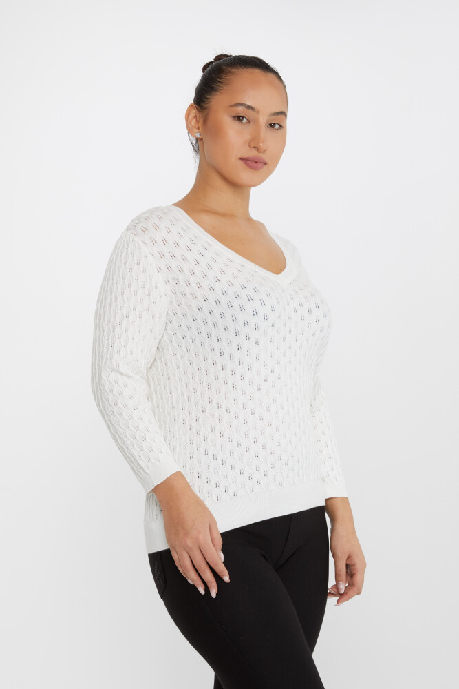 Strickpullover mit selbstgemustertem V-Ausschnitt, Ecru – 31247 | KAZEE (3er-Set M-L-XL) - 2