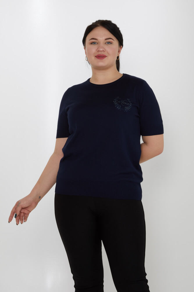 سترة محبوكة مطرزة بالأحجار باللون الأزرق الداكن - 31773 | كازي (مجموعة من 3 مقاسات XL-2XL-3XL) - 1