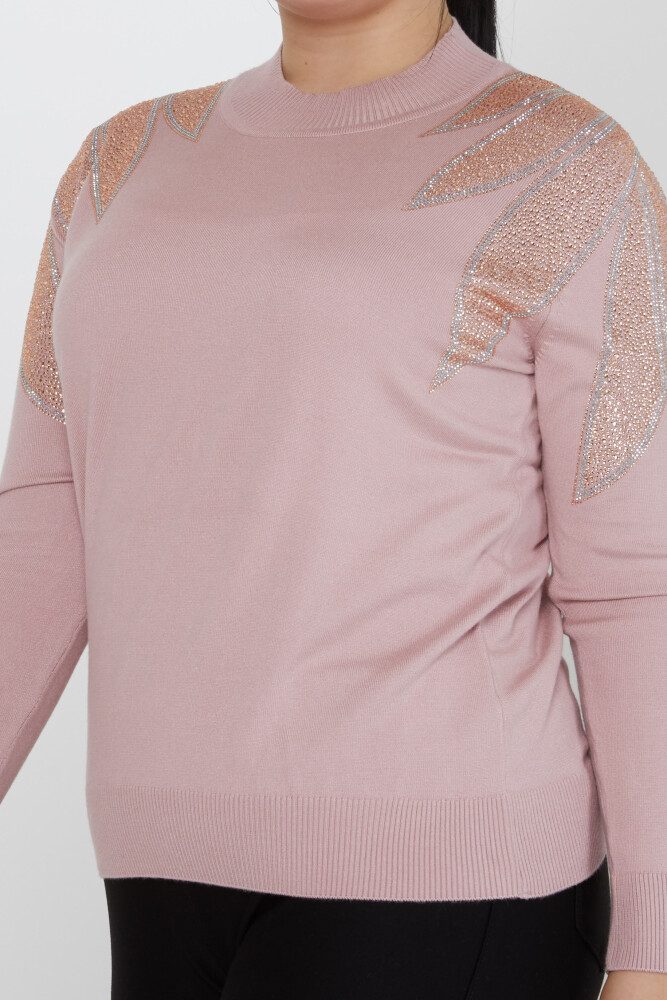 Sweter z dzianiny z haftowanym kołnierzem na ramionach w kolorze pudrowym - 31601 | KAZEE (zestaw 3 sztuk M-L-XL) - 2