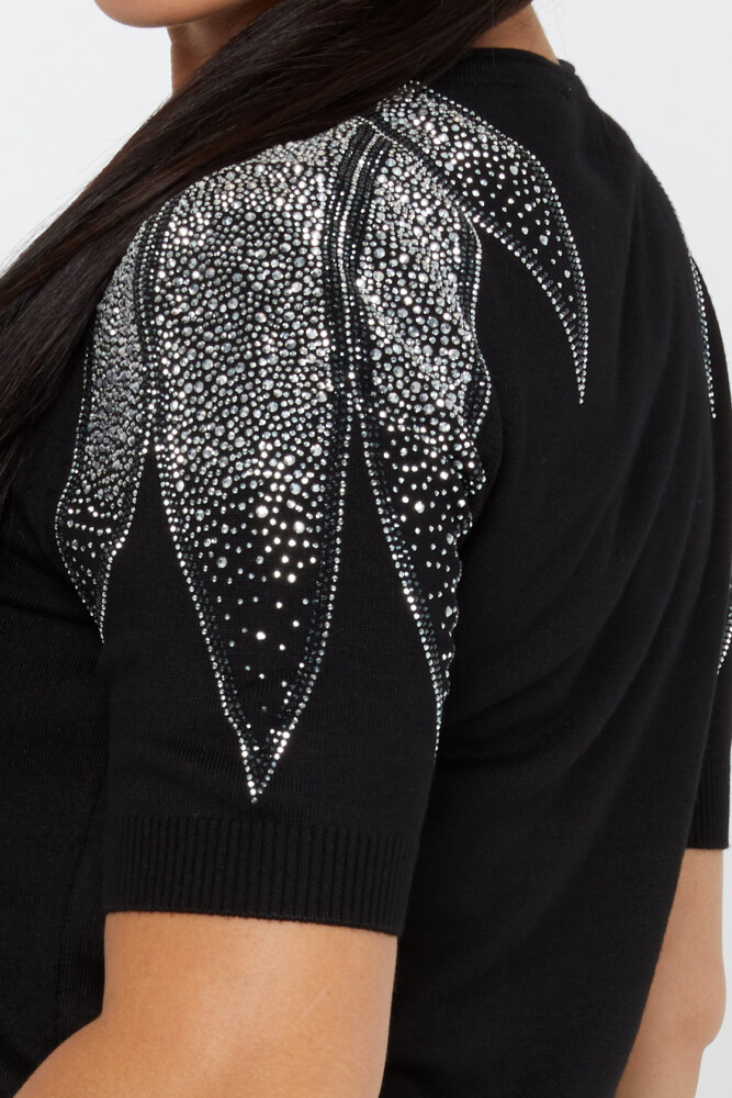 Sweter dzianinowy American Model Stone haftowany w kolorze czarno-ecru - 31238 | KAZEE (zestaw 3 sztuk S-M-L) - 4