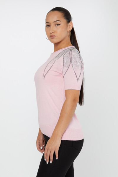 Sweter dzianinowy American Model Stone haftowany w kolorze pudrowym - 31238 | KAZEE (zestaw 3 sztuk S-M-L) - 2