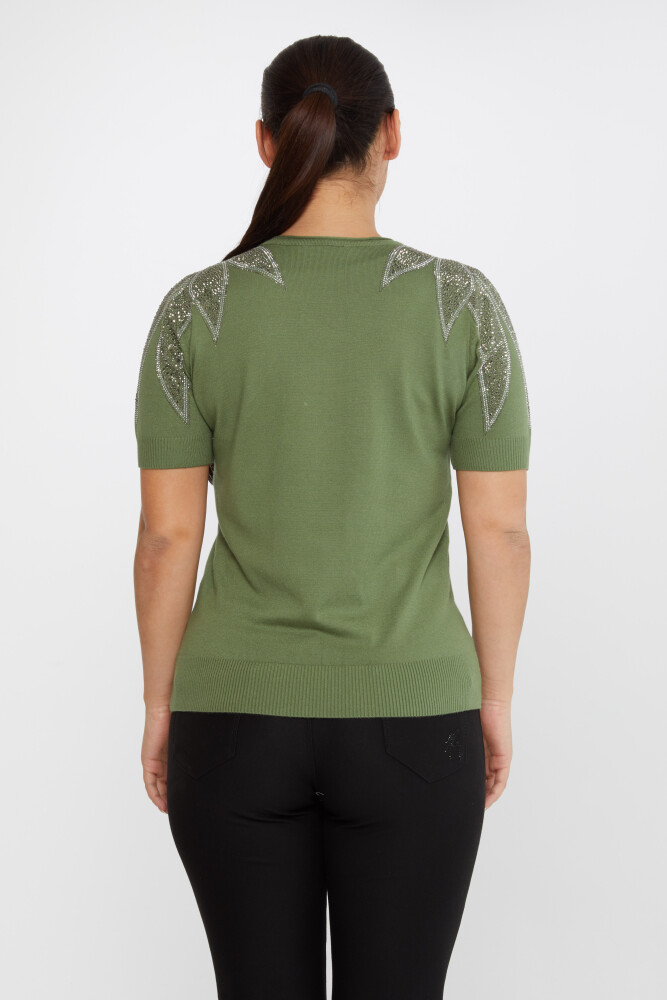 Sweter z dzianiny z haftem na ramionach, model amerykański, kolor jasny khaki - 30792 | KAZEE (zestaw 4 sztuk M-L-XL-2XL) - 5