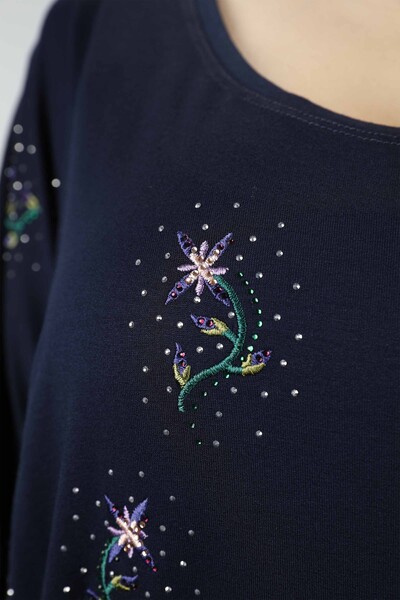 Toptan Bayan Bluz Çiçek Desenli Taş Nakış İşlemeli - 77639 | KAZEE - Thumbnail