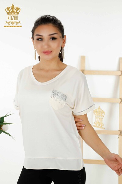 Toptan Kadın Bluz Cep Taş İşlemeli Beyaz - 79195 | KAZEE