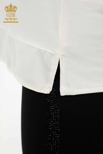 Toptan Kadın Bluz Cep Taş İşlemeli Beyaz - 79195 | KAZEE - Thumbnail