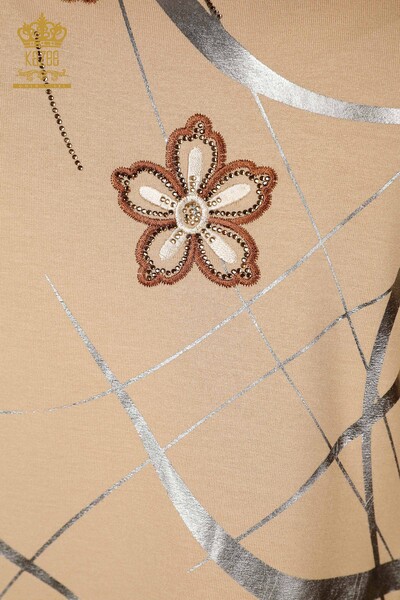 Toptan Kadın Bluz Çizgili Çiçek Desenli Bej - 78894 | KAZEE - Thumbnail