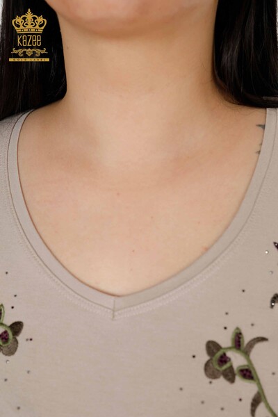 Toptan Kadın Bluz Gül Desenli Vizon - 79044 | KAZEE - Thumbnail
