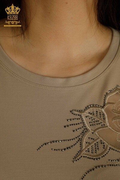 Toptan Kadın Bluz Gül Nakışlı Bej - 79541 | KAZEE - Thumbnail