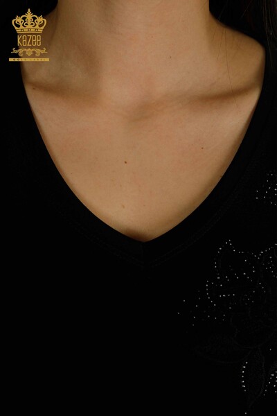 Toptan Kadın Bluz Nakış İşlemeli Siyah - 79883 | KAZEE - Thumbnail