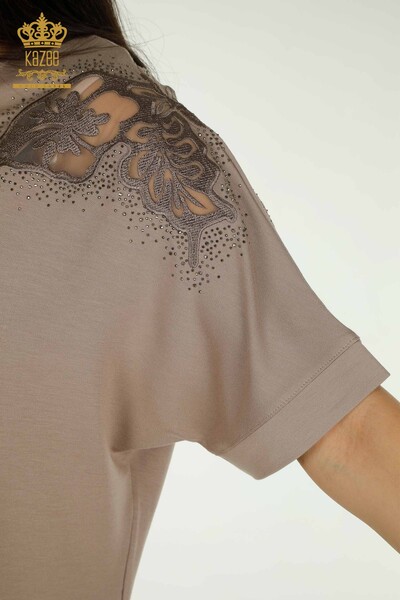 Toptan Kadın Bluz Omuz Detaylı Vizon - 79527 | KAZEE - Thumbnail