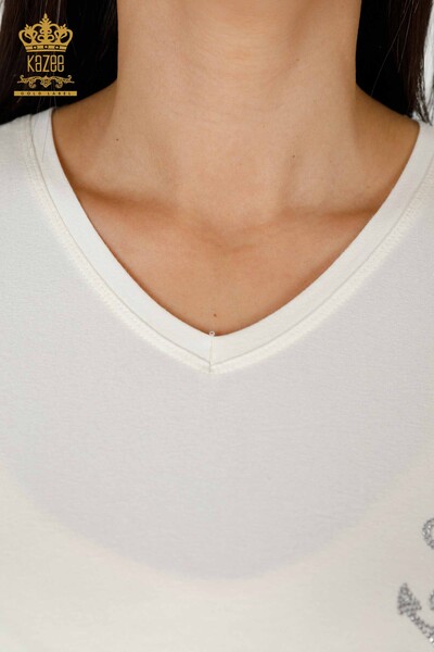 Toptan Kadın Bluz V Yaka Taş İşlemeli Ekru - 78931 | KAZEE - Thumbnail