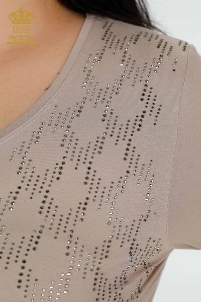 Toptan Kadın Bluz V Yaka Taş İşlemeli Vizon - 79016 | KAZEE - Thumbnail