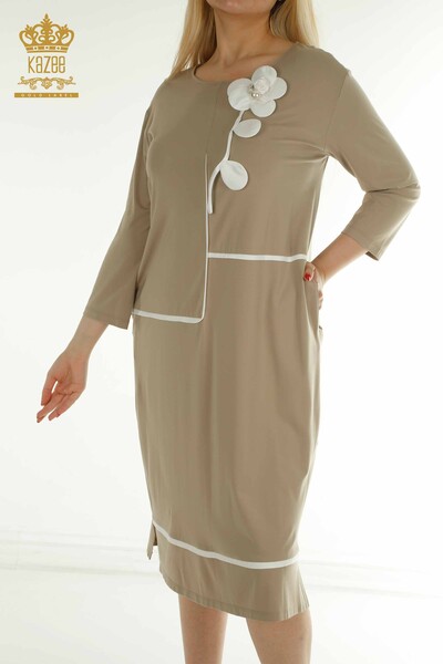M&T - Toptan Kadın Elbise Gül Desenli Bej - 2403-5042 | M&T (1)