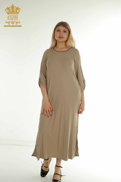 M&T - Toptan Kadın Elbise Yırtmaç Detaylı Bej - 2403-5046 | M&T