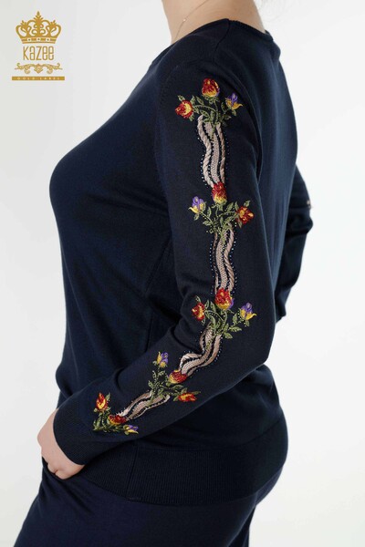 Toptan Kadın Eşofman Takımı Renkli Çiçek Desenli Lacivert - 16528 | KAZEE - Thumbnail