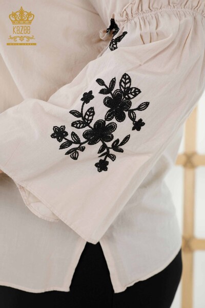 Toptan Kadın Gömlek Kol Çiçek Nakışlı Bej - 20353 | KAZEE - Thumbnail