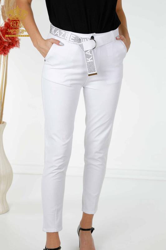 Toptan Kadın Kot Pantolon Kemerli Cepli Beyaz - 3498 | KAZEE