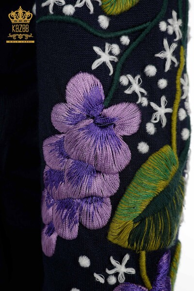 Toptan Kadın Triko Kazak Renkli Çiçek Nakışlı Lacivert - 16934 | KAZEE - Thumbnail