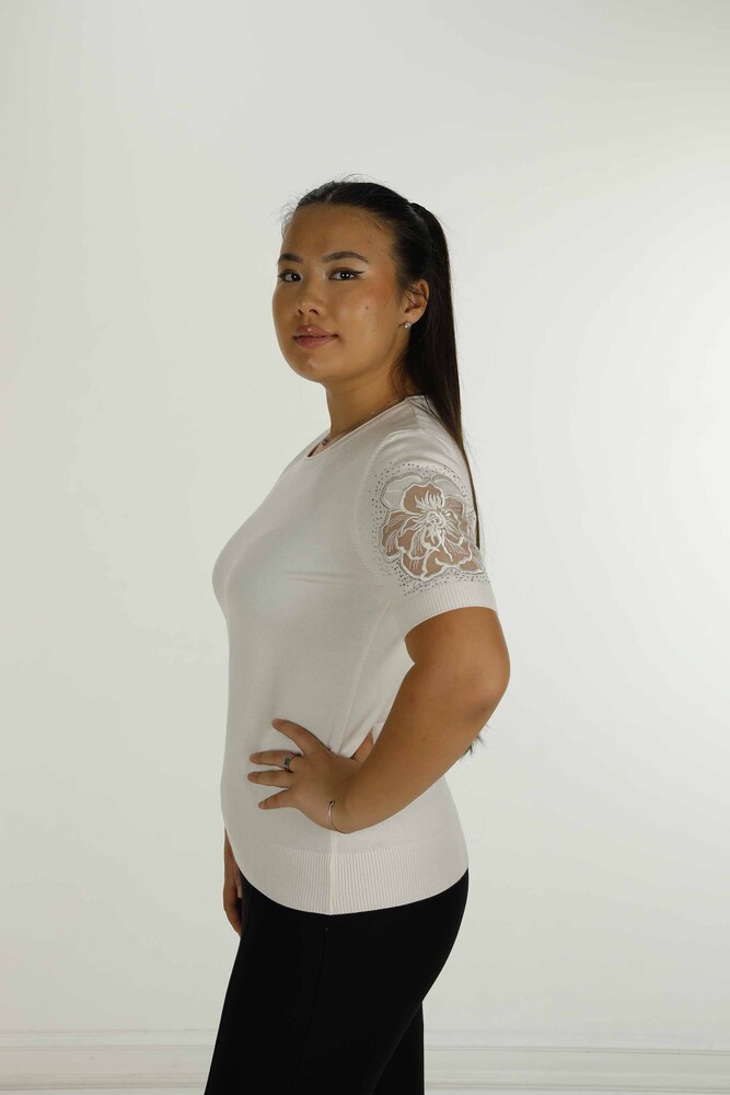 Трикотаж из тюля с круглым вырезом и короткими рукавами цвета экрю - 30927 | КАZEE - 3