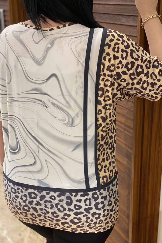 Camicetta da donna all'ingrosso con dettaglio leopardato stampato - 77323 | Kazee