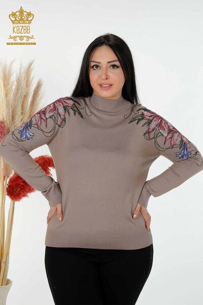 Venta al por mayor de prendas de punto para mujer, suéter con hombros florales, detalles de visón - 30007 | kazee - Thumbnail