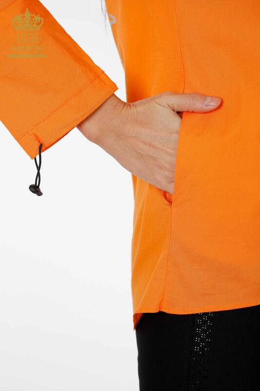 Venta al por mayor Camisa de mujer con texto detallado naranja - 20089 | kazee