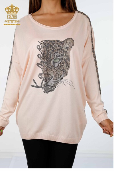Venta al por mayor de prendas de punto para mujer con estampado de leopardo y letras bordadas detalladas - 16157 | kazee - Thumbnail